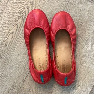 Poppy Tieks